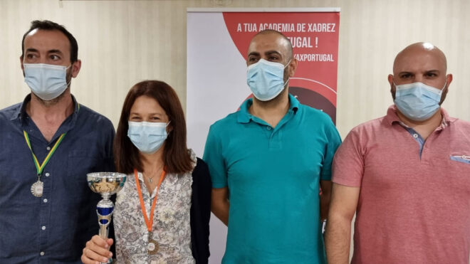 Torneio de Xadrez organizado pela AX Portugal: 1º lugar por equipas e Geral Feminina - 12 set.