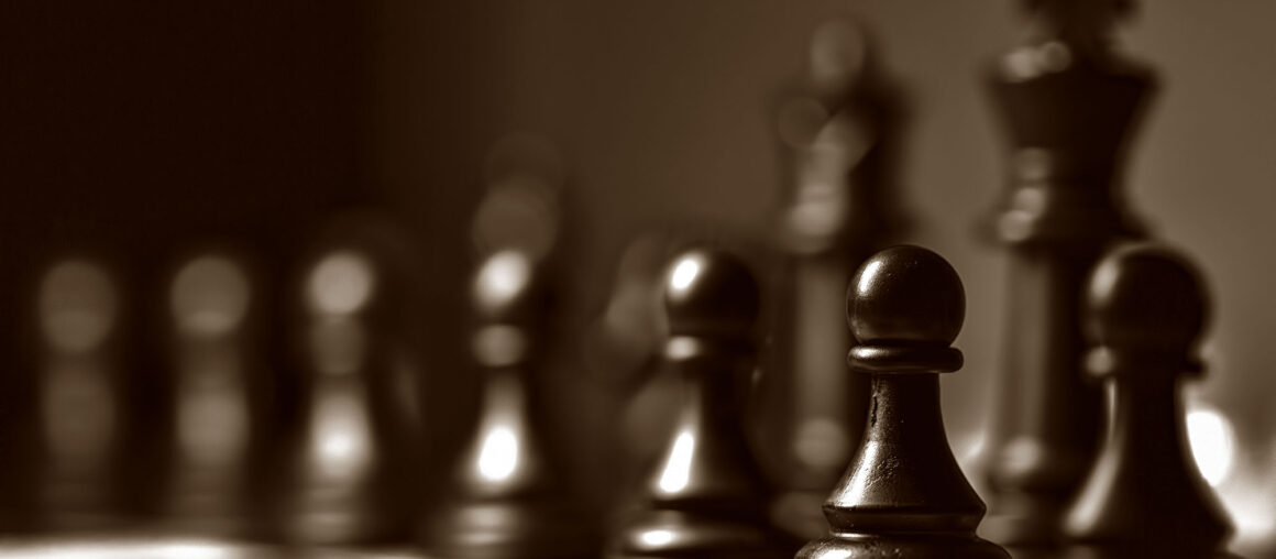 Xadrez: competições em Abril