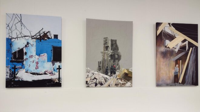 Exposição de acrílicos de Maria José Ferreira. De 4 a 24 de junho