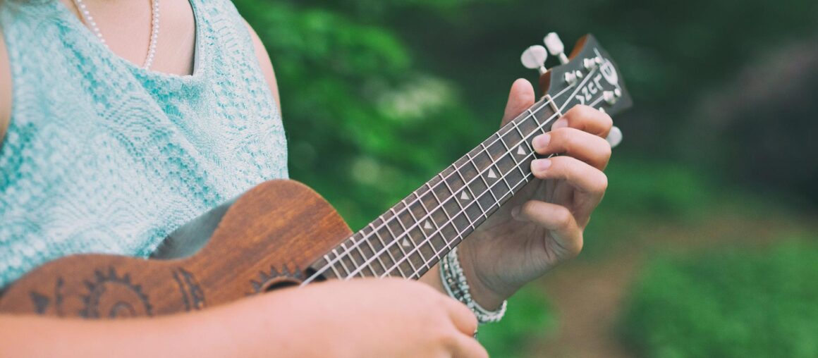 Novidade: Aulas de Ukulele às terças
