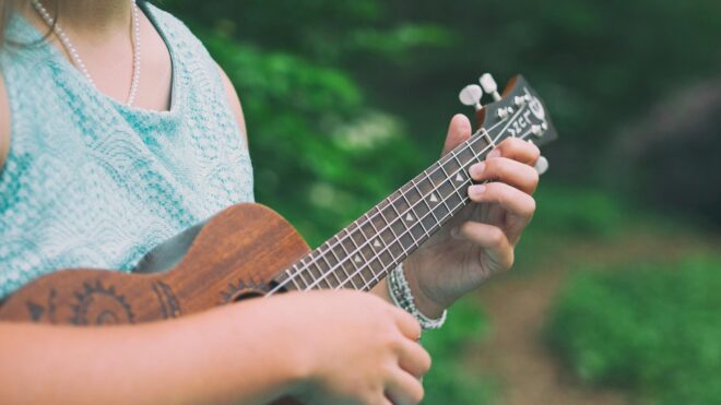 Novidade: Aulas de Ukulele às terças